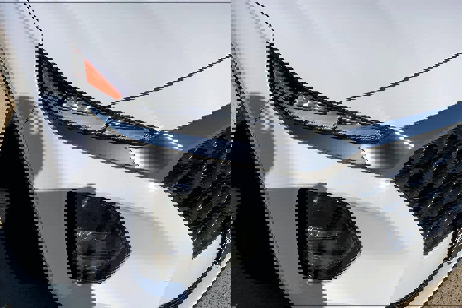 Used 2019 Hyundai Santa Fe SEL image 25