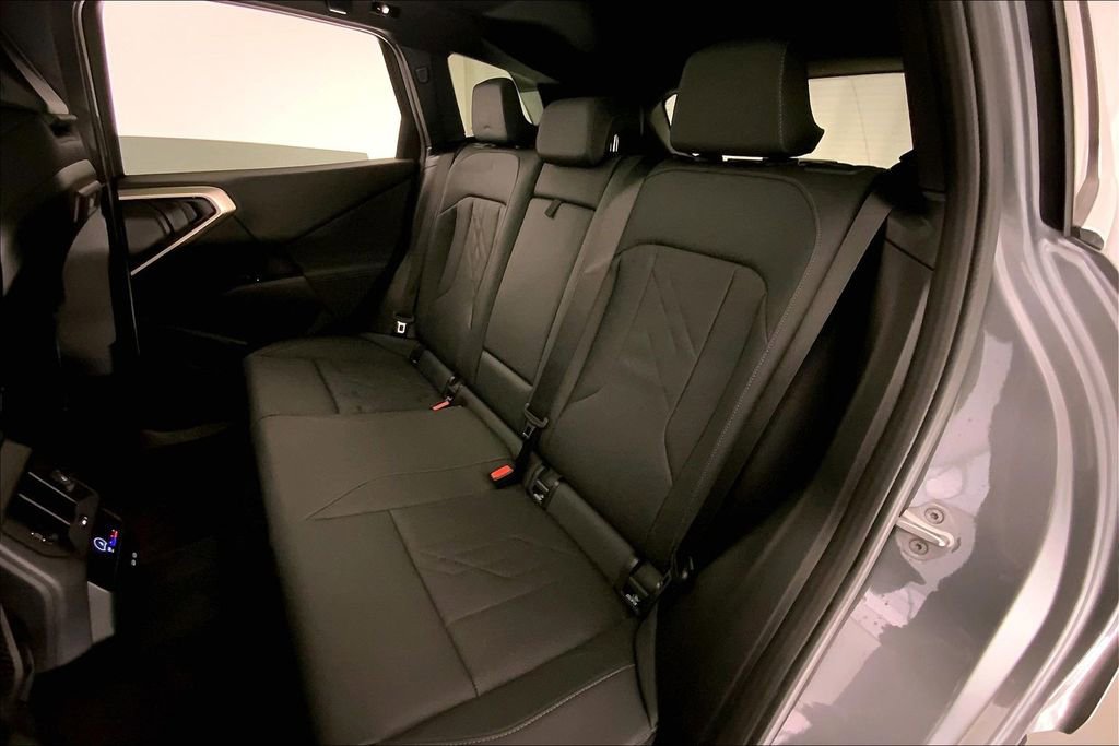 Used 2025 BMW X3 xDrive30i w/ Premium Package image 14