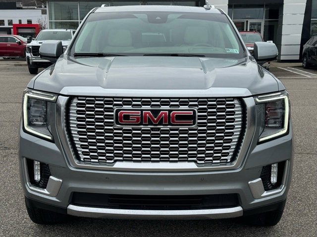 Used 2024 GMC Yukon XL Denali w/ Advanced Technology Package image 8