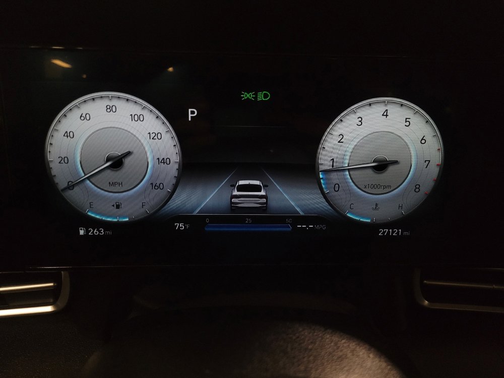 Used 2023 Hyundai Elantra SEL w/ Convenience Package FWD image 23