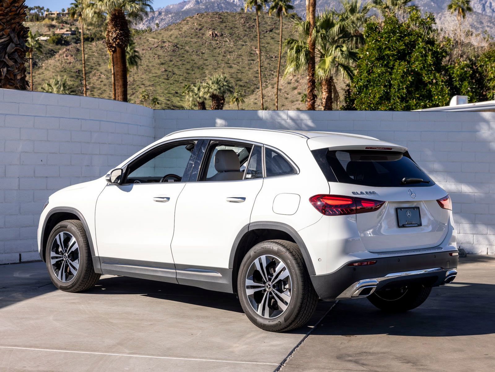 Used 2025 Mercedes-Benz GLA 250 image 7