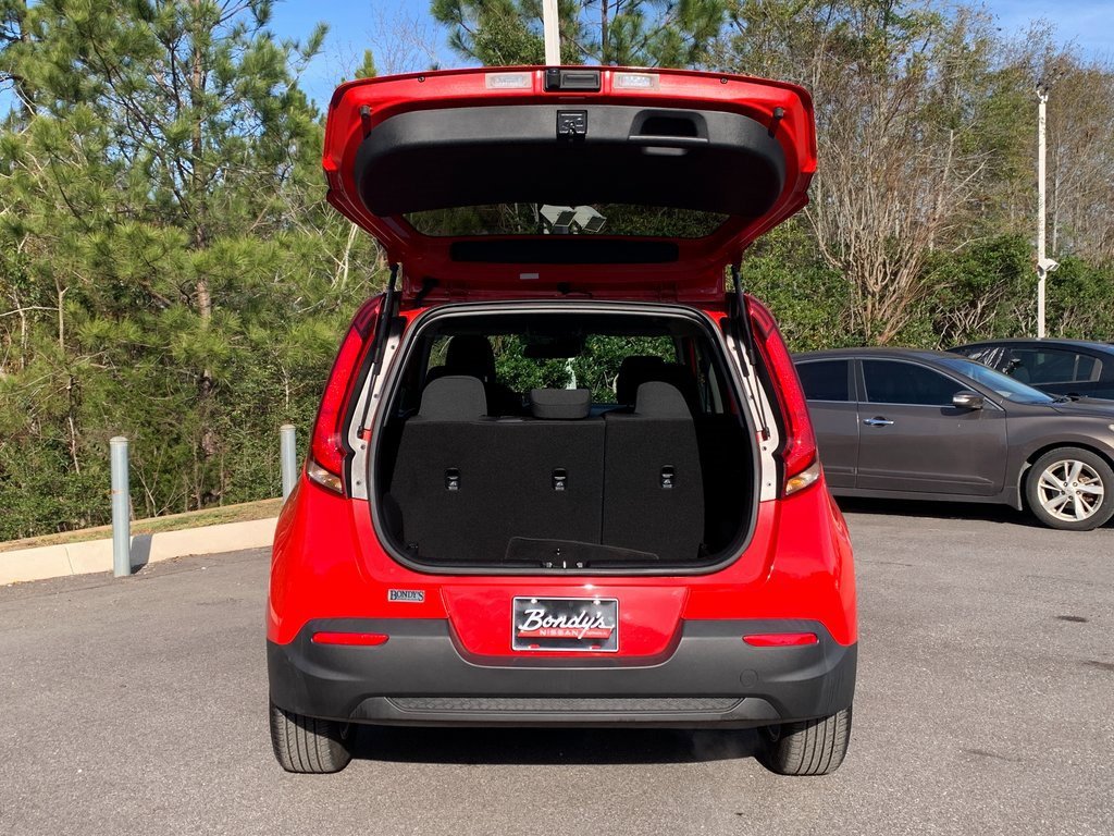 Used 2022 Kia Soul LX w/ Technology Package image 7