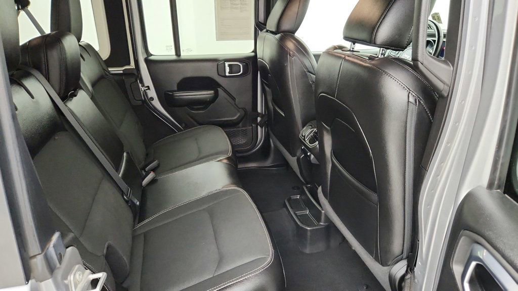 Used 2021 Jeep Wrangler Unlimited Sport image 23