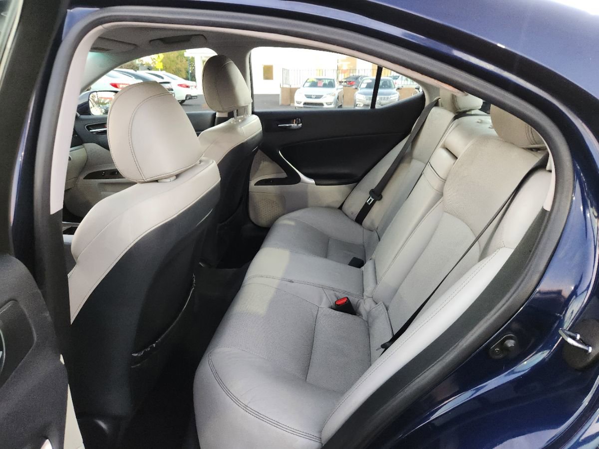 Used 2011 Lexus IS 250 image 10