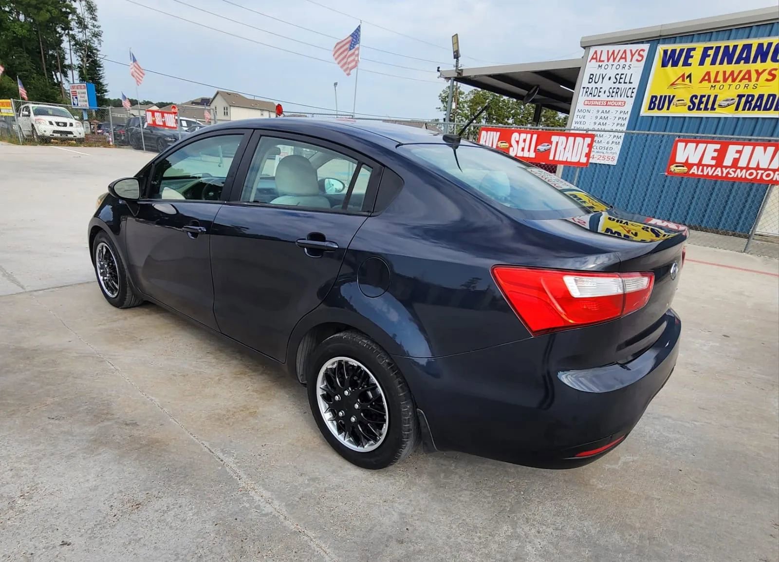 Used 2012 Kia Rio EX image 4