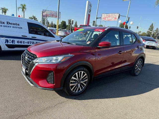 Certified 2023 Nissan Kicks SV image 3