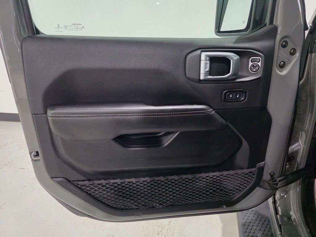 Used 2021 Jeep Wrangler Unlimited Sahara w/ Uconnect 4C Nav & Sound Group image 19