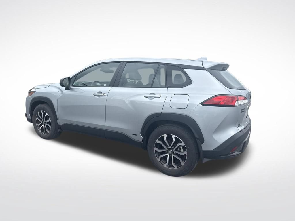 Used 2023 Toyota Corolla Cross AWD Hybrid image 3