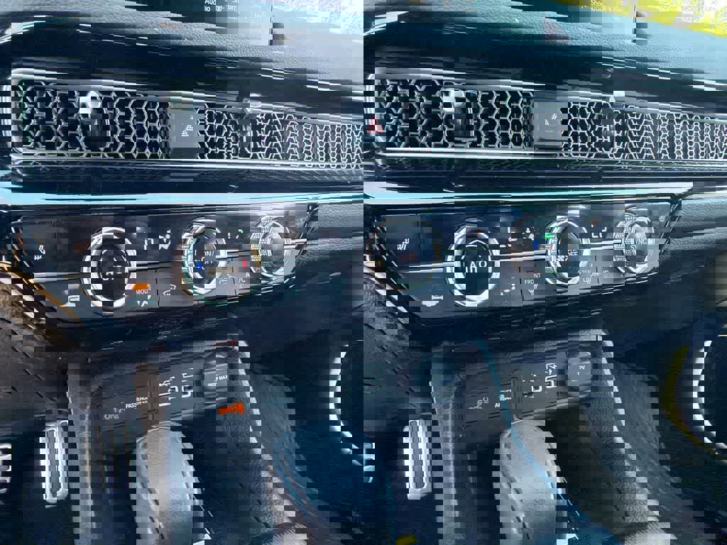 Used 2024 Honda Civic Sport Touring image 27