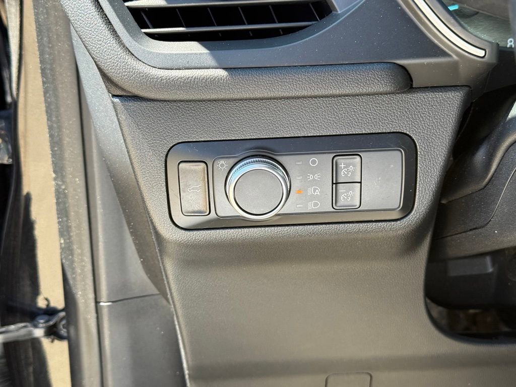 Used 2021 Ford Escape SE w/ SE Sport Appearance Package AWD/4WD image 18