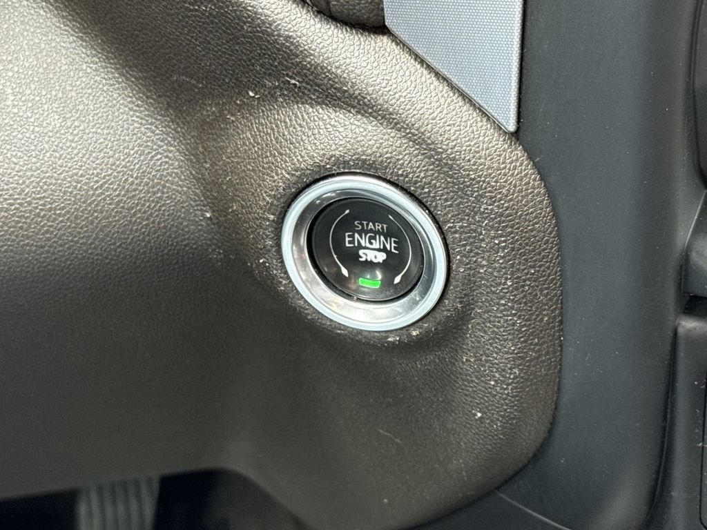 Used 2019 GMC Sierra 1500 SLT w/ SLT Premium Package AWD/4WD image 15