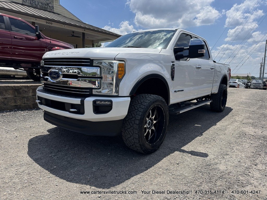 Used 2017 Ford F250 Lariat w/ Lariat Ultimate Package AWD/4WD image 2