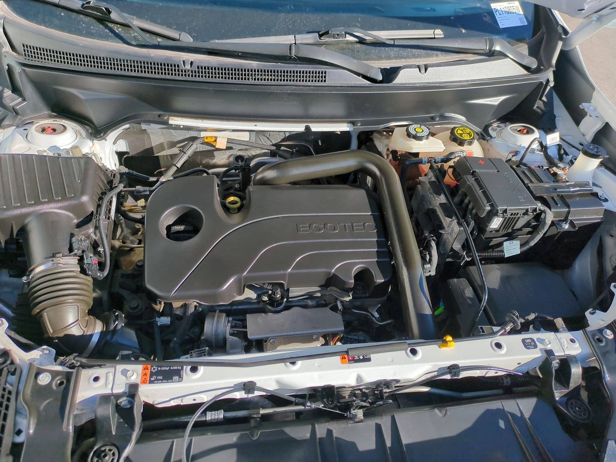 Used 2023 GMC Terrain SLT image 35