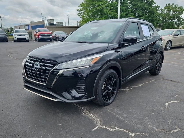Certified 2024 Nissan Kicks SR w/ SR Premium Package FWD image 3
