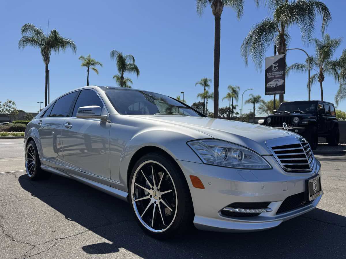 Used 2013 Mercedes-Benz S 550 Sedan image 9