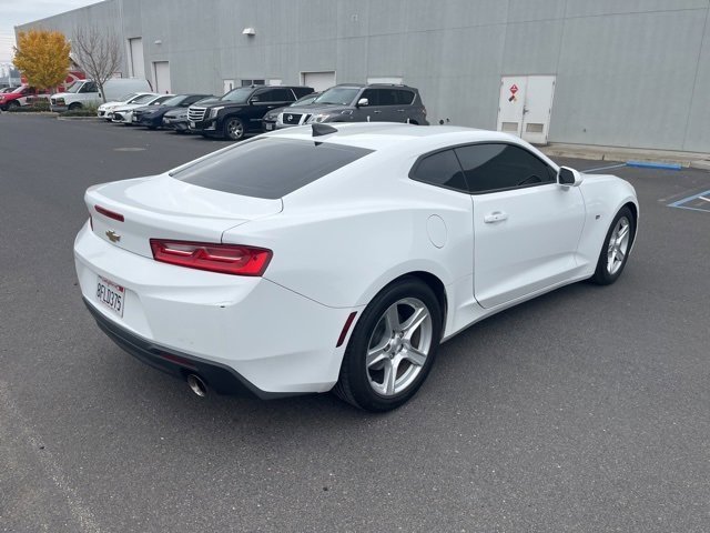 Used 2018 Chevrolet Camaro LT image 5