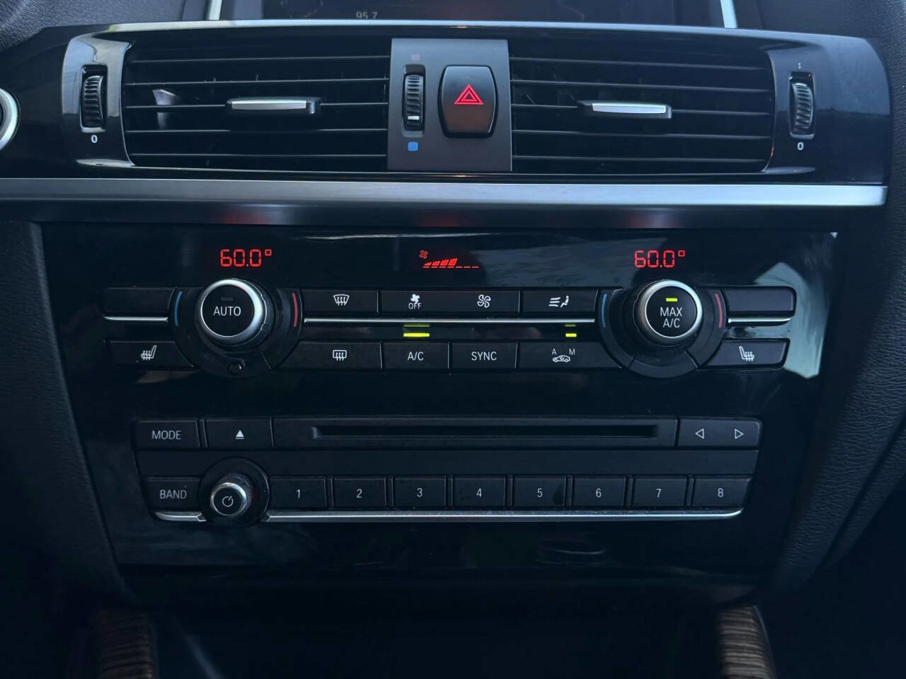 Used 2017 BMW X3 xDrive28i image 30