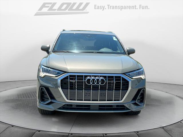 Certified 2025 Audi Q3 2.0T Premium Plus w/ Premium Plus Package AWD/4WD image 3