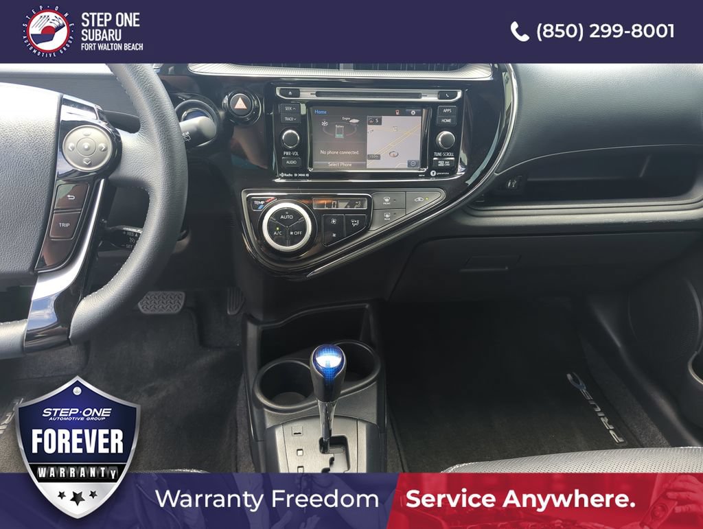 Used 2018 Toyota Prius C FWD image 25