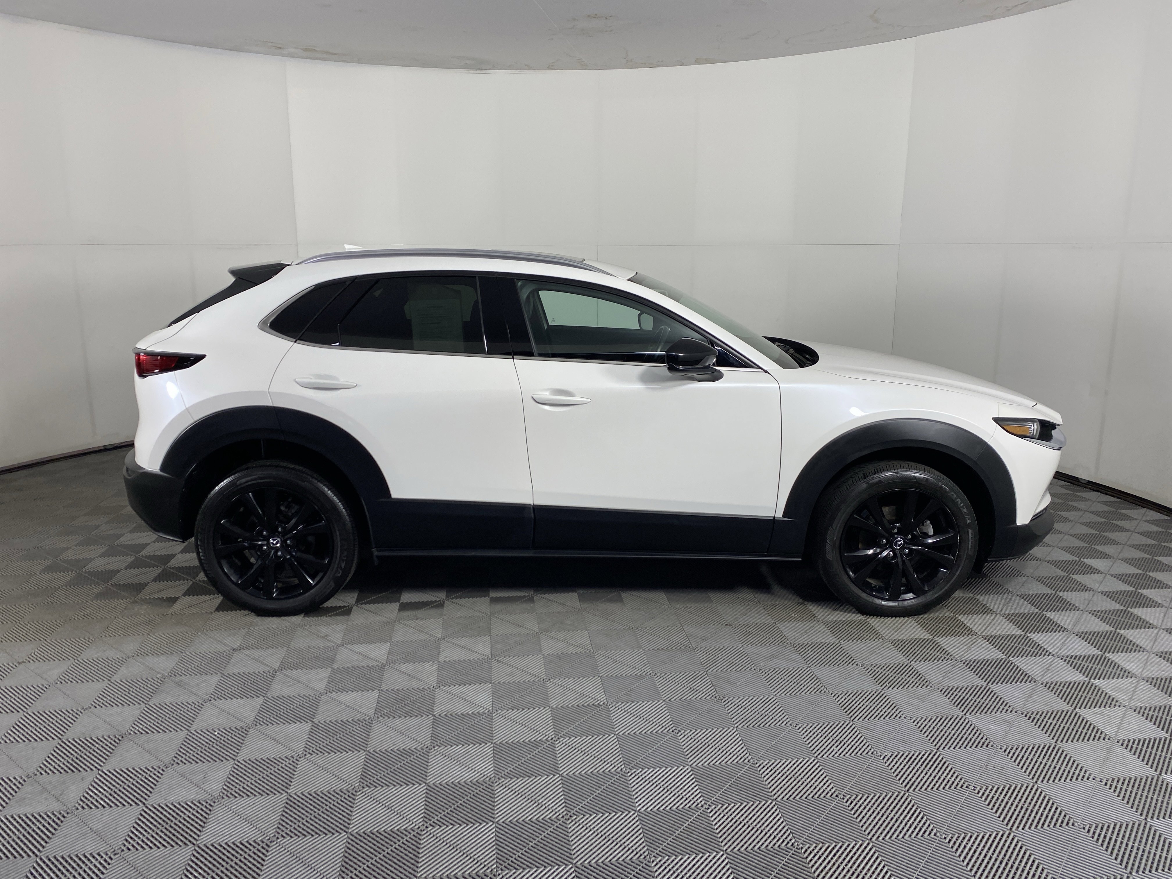 Used 2023 MAZDA CX-30 2.5 Turbo w/ Premium Plus Pkg AWD/4WD image 8