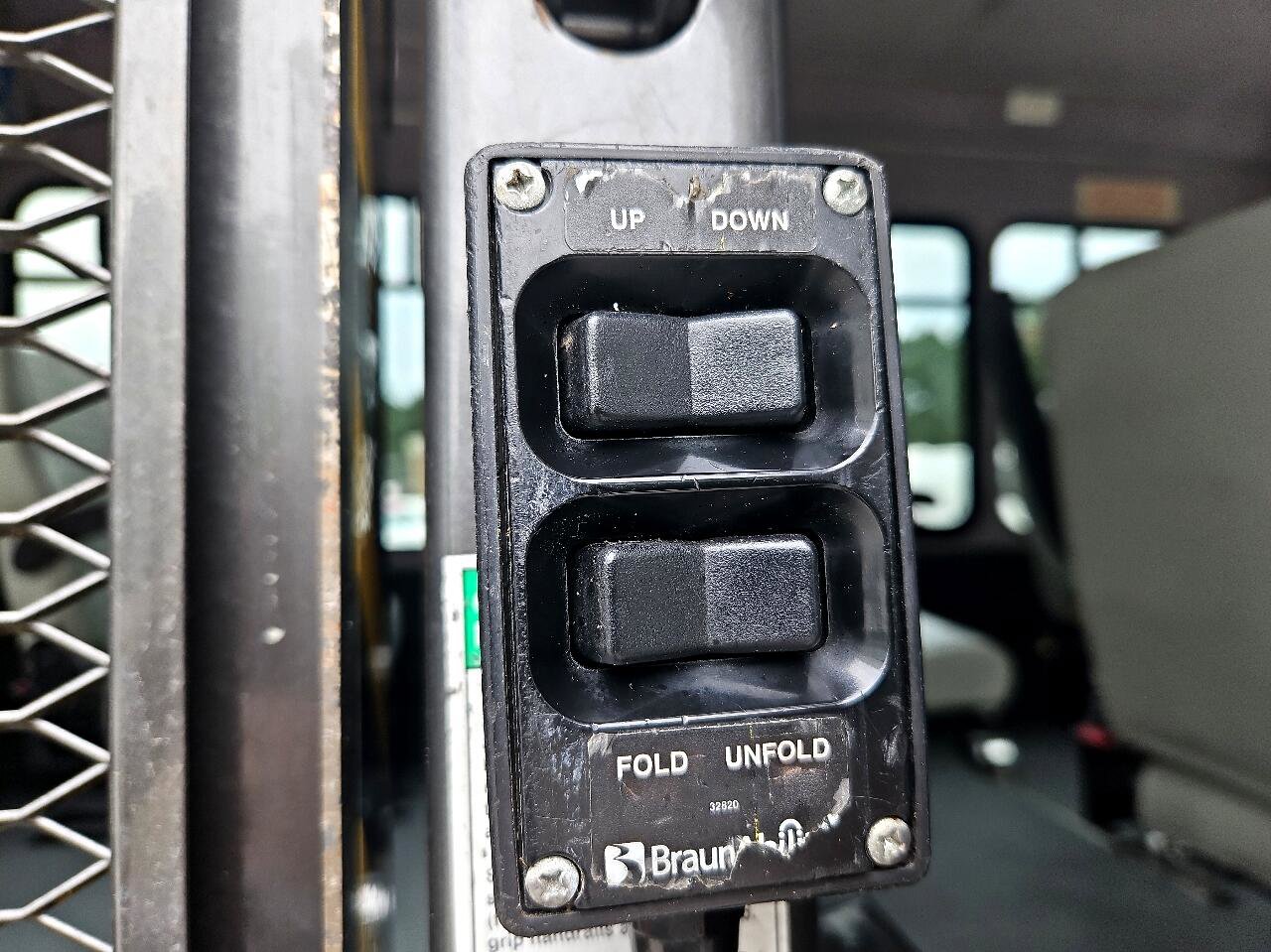 Used 2015 Chevrolet Express 3500 w/ Shuttle Bus Package image 22