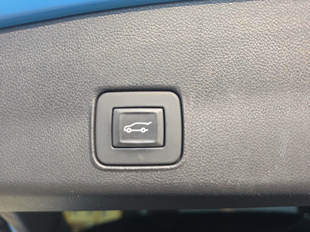 Used 2024 Chevrolet TrailBlazer RS w/ Convenience Package FWD image 15