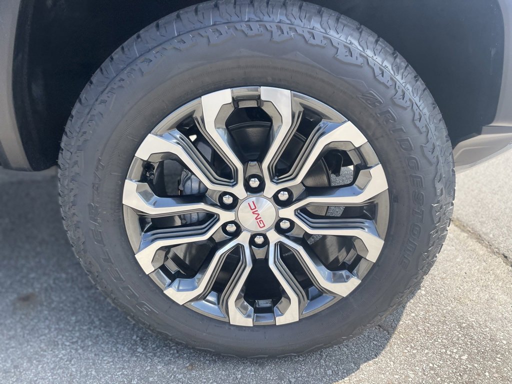 New 2026 GMC Canyon Denali image 34