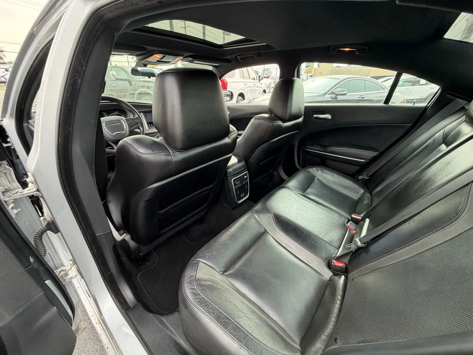 Used 2022 Dodge Charger SXT w/ Leather Interior Group image 26