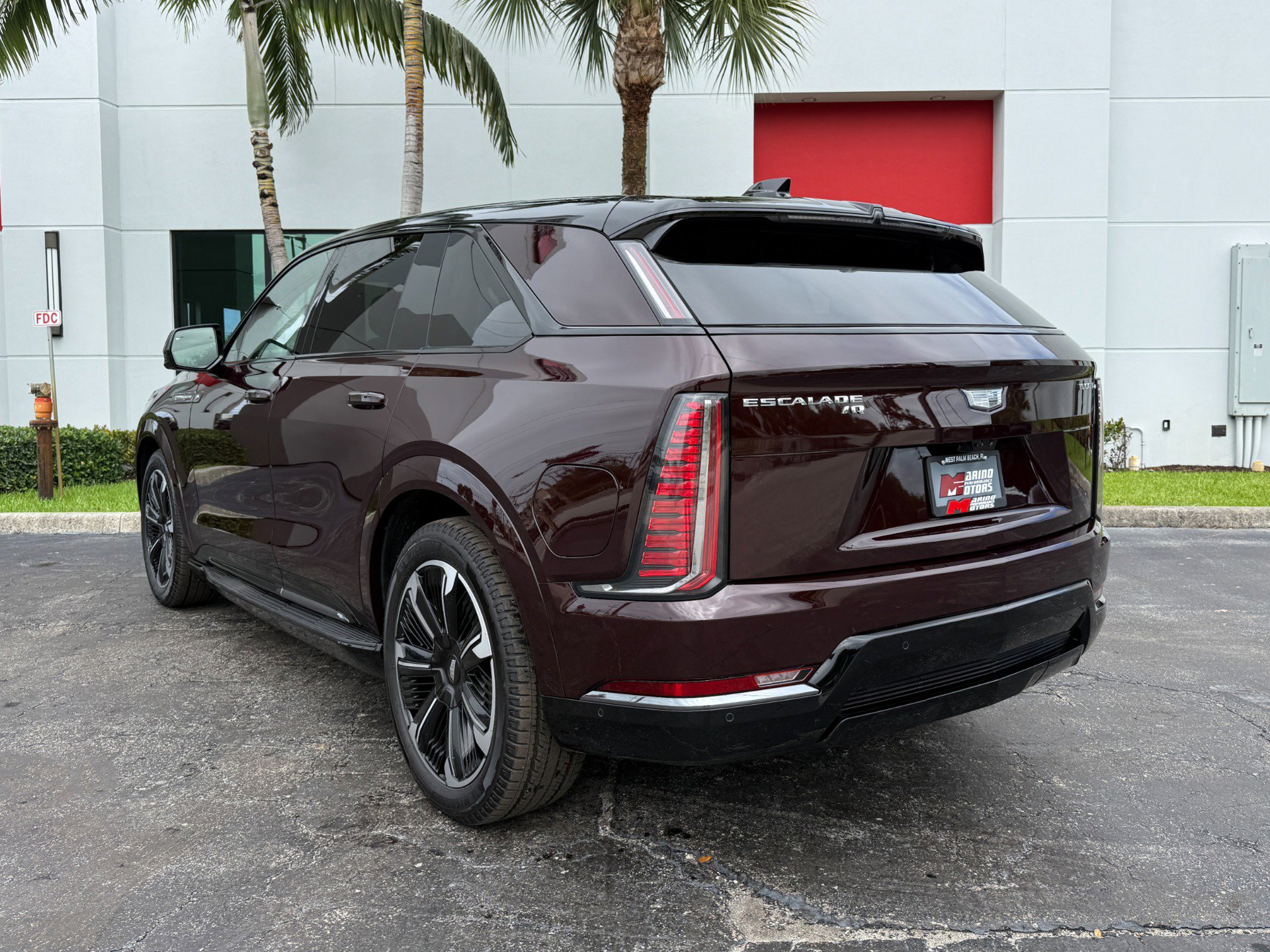 Used 2025 Cadillac Escalade IQ Sport 2 image 18