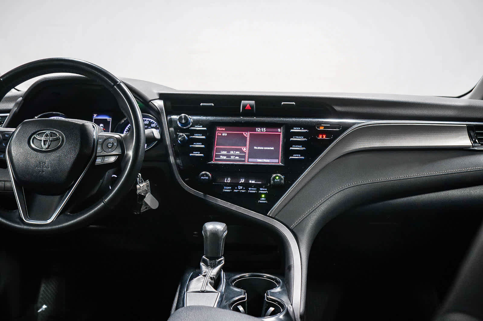 Used 2018 Toyota Camry SE w/ Protection Package (Q2) image 15