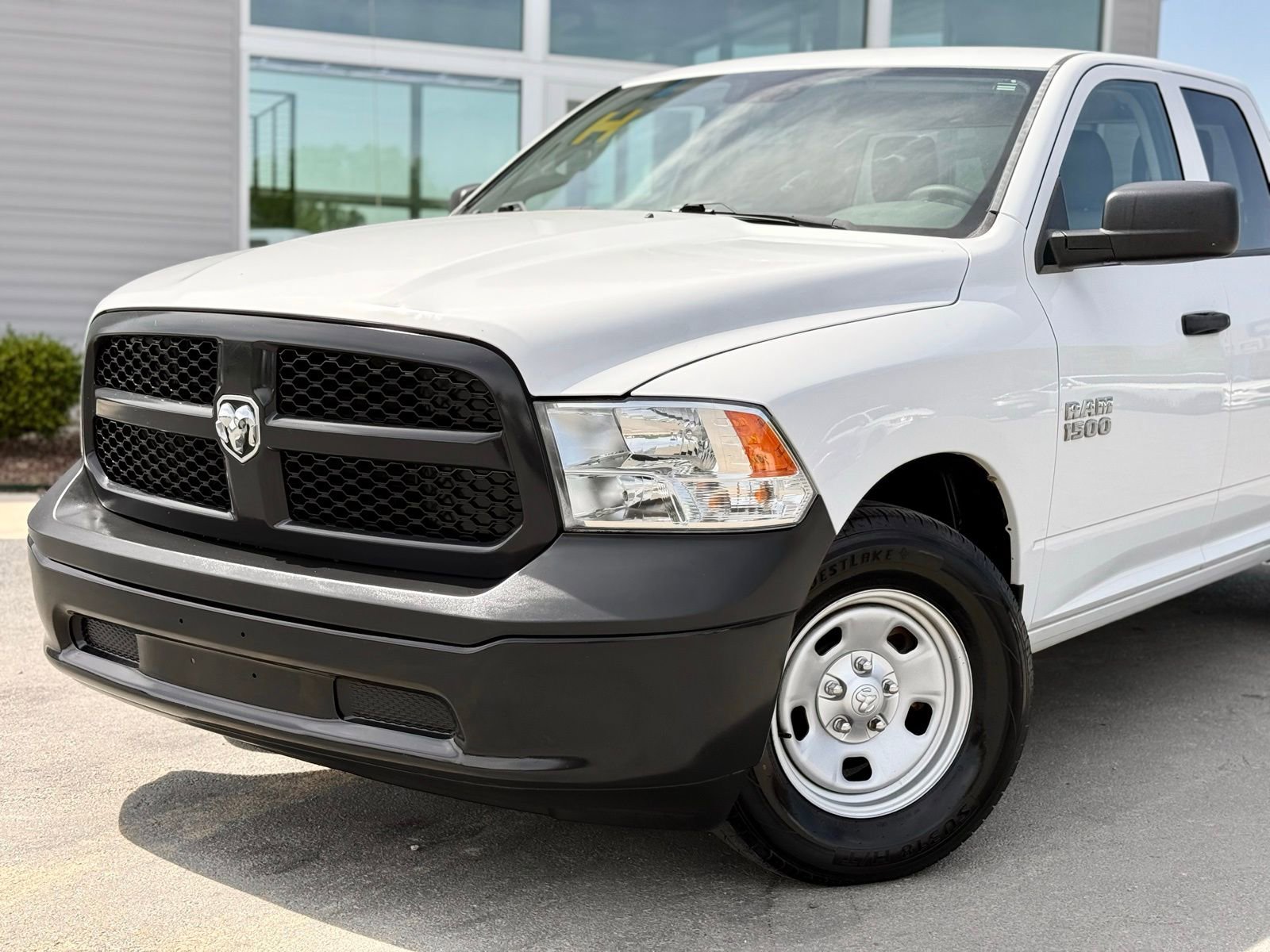 Used 2017 RAM 1500 Tradesman image 4
