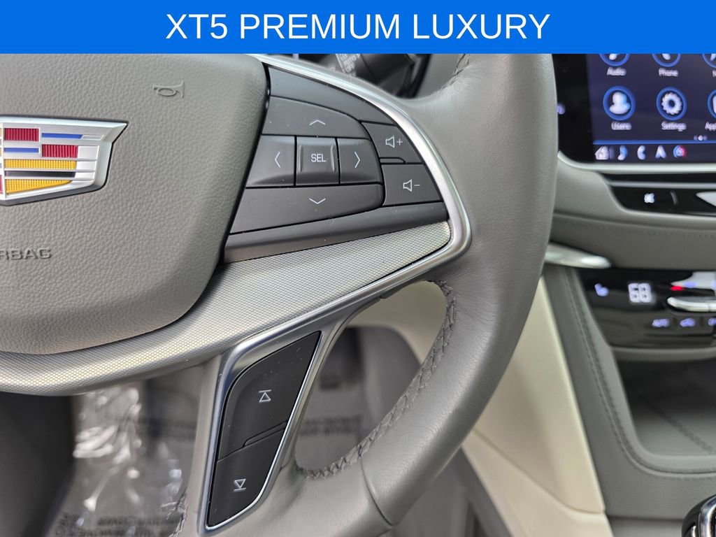 Used 2023 Cadillac XT5 Premium Luxury image 19