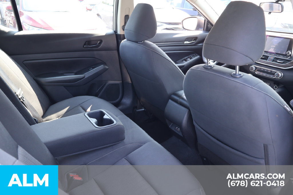 Used 2024 Nissan Altima 2.5 SV FWD image 21