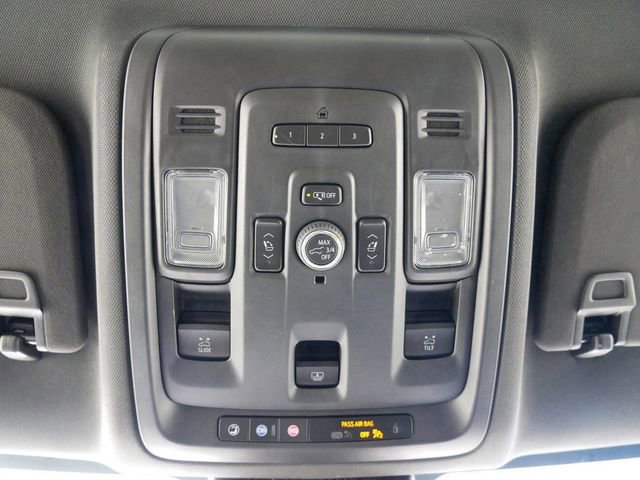 Used 2023 Chevrolet Tahoe Z71 w/ Luxury Package image 23