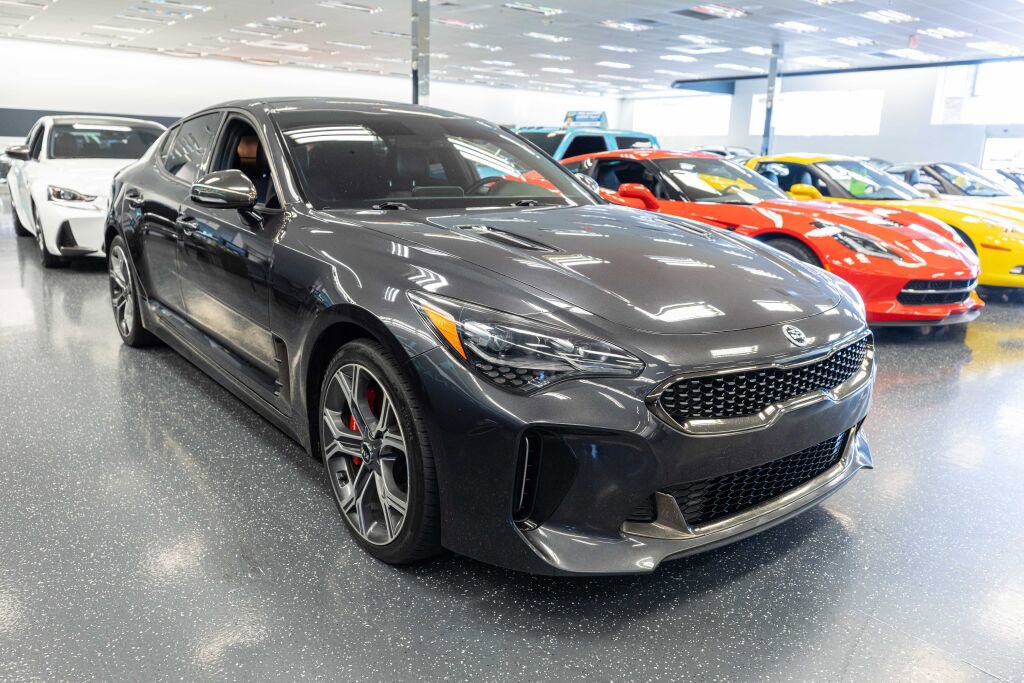 Used 2020 Kia Stinger GT image 3
