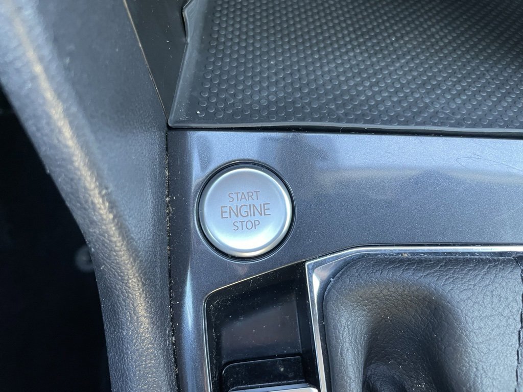 Used 2024 Volkswagen Tiguan Wolfsburg Edition image 14