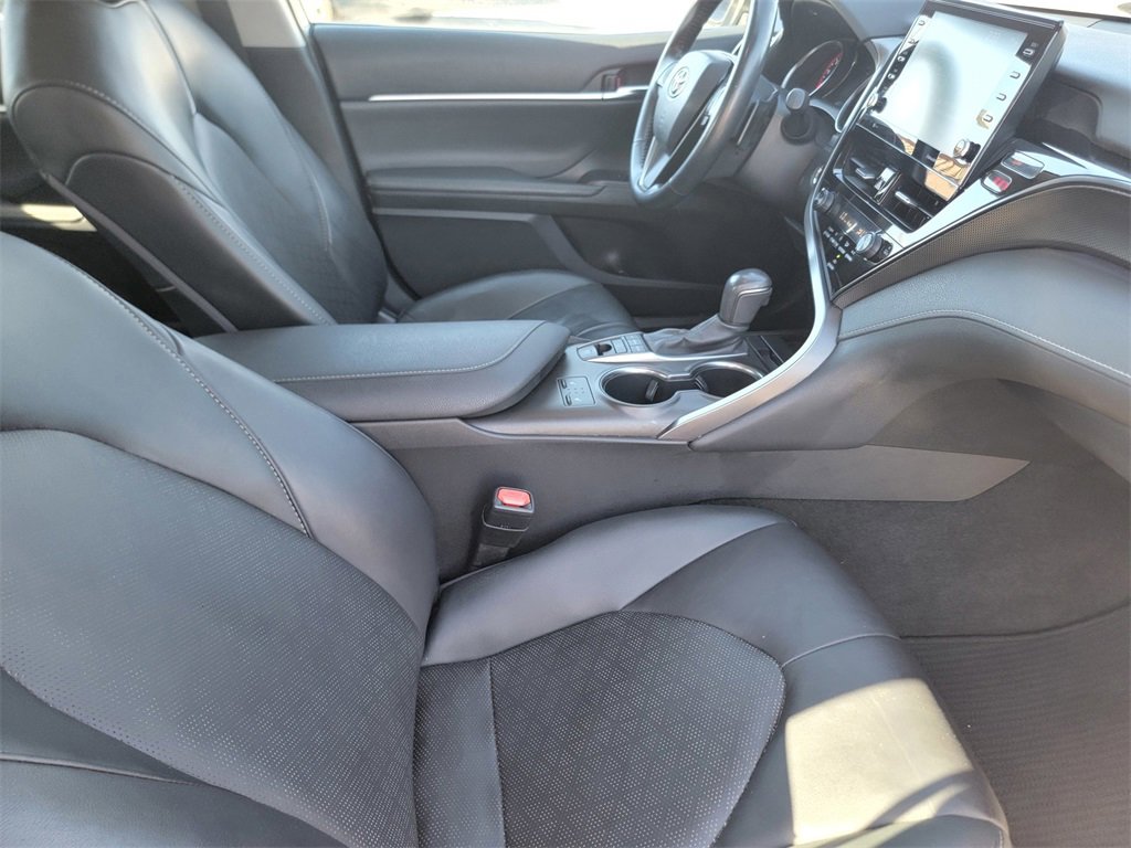 Used 2023 Toyota Camry XSE image 17