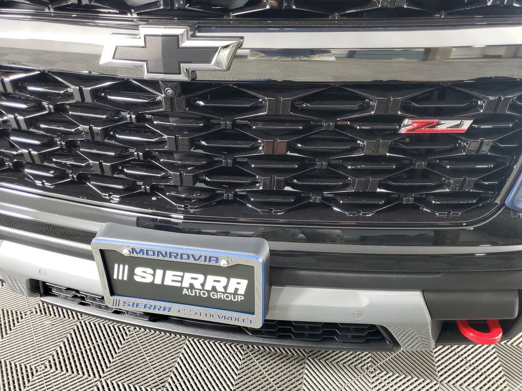 New 2026 Chevrolet Traverse Z71 w/ Enhanced Driving Package image 10