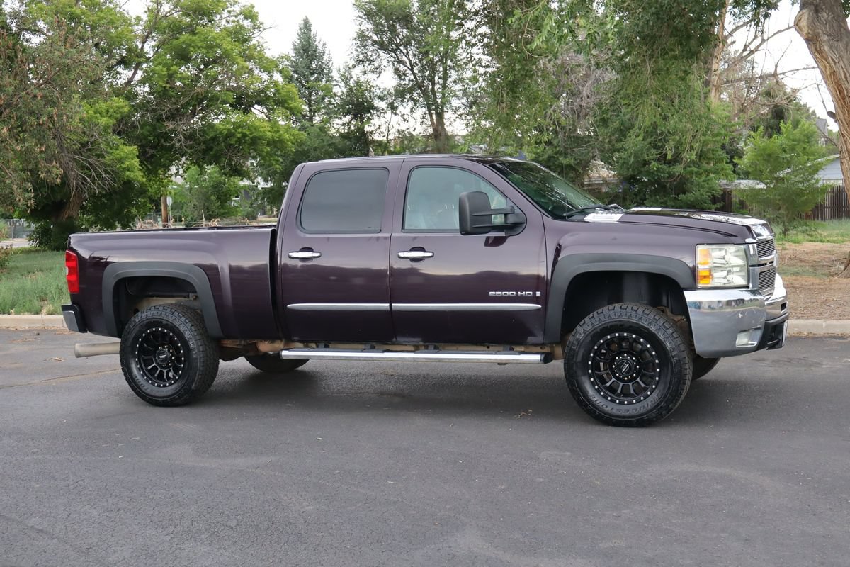 Used 2008 Chevrolet Silverado 2500 LTZ w/ Safety Package AWD/4WD image 2