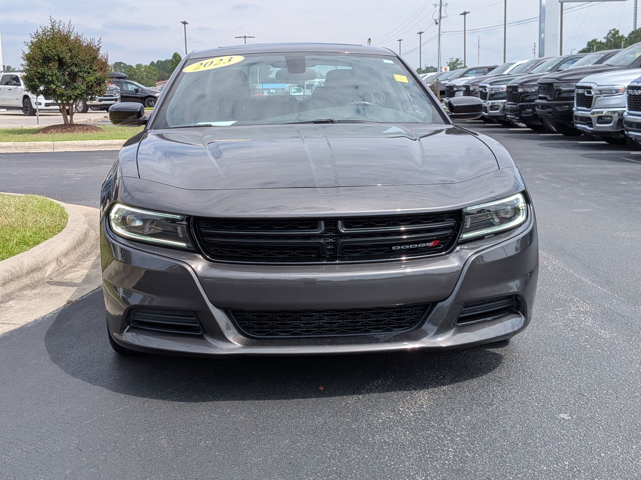 Used 2023 Dodge Charger SXT w/ Cold Weather Package RWD image 2