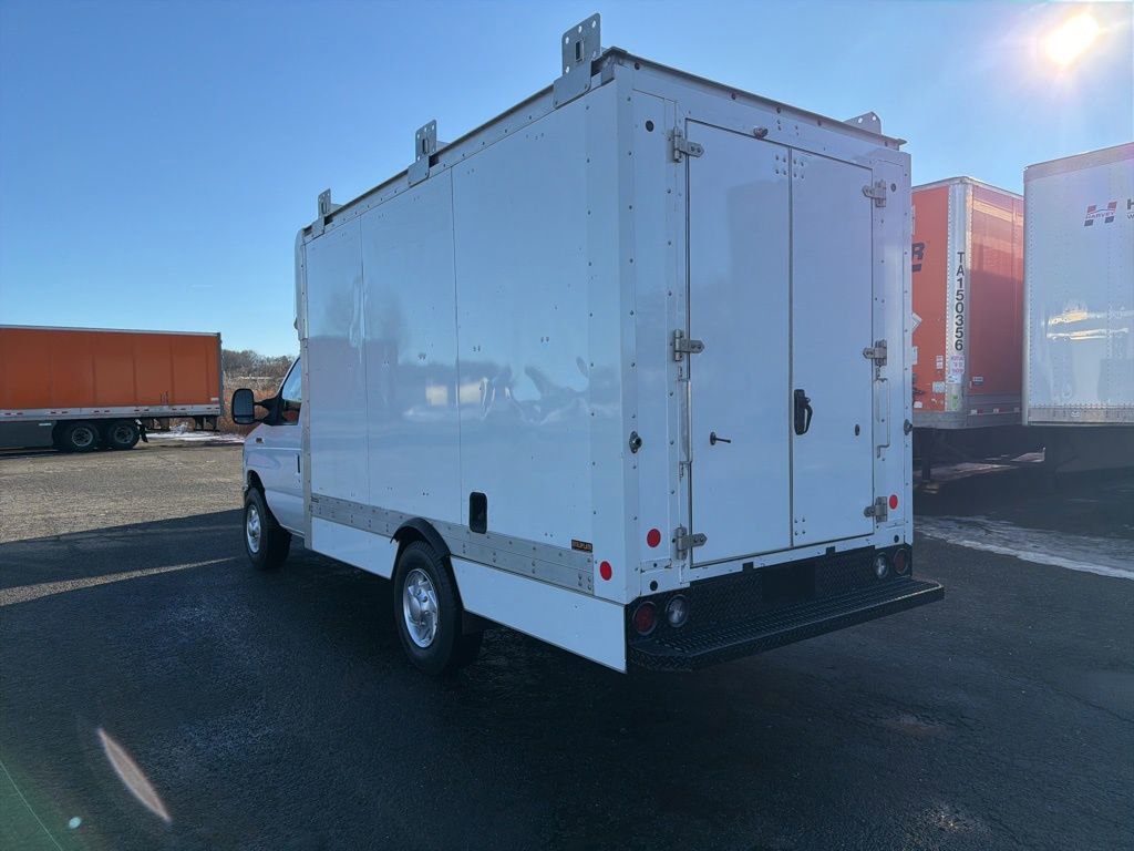 Used 2021 Ford E-350 and Econoline 350 Super Duty w/ Power Windows & Locks Group image 3