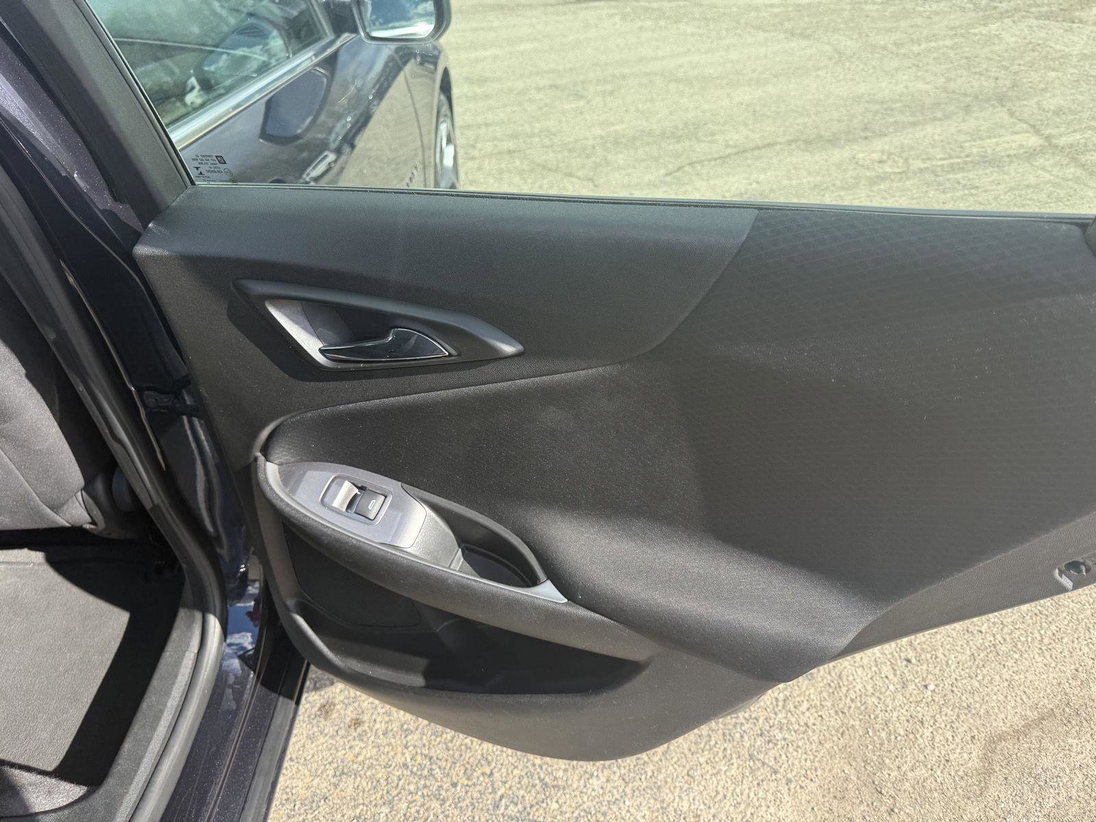 Used 2023 Chevrolet Malibu LT image 33