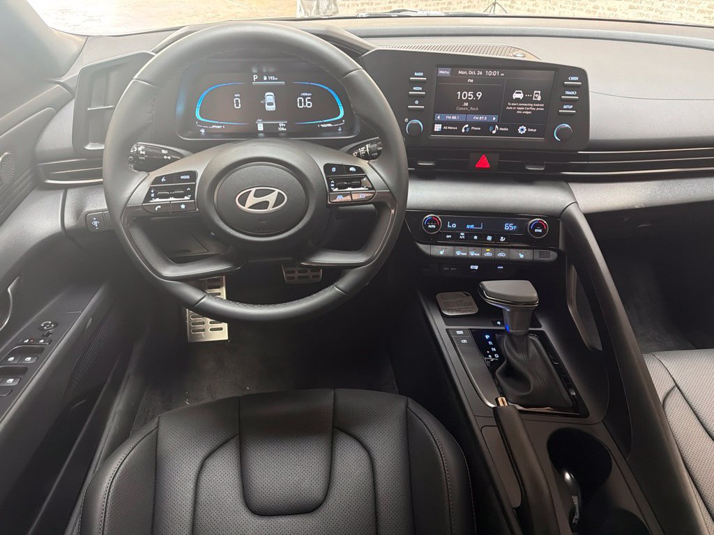 New 2026 Hyundai Elantra SEL Sport FWD image 19