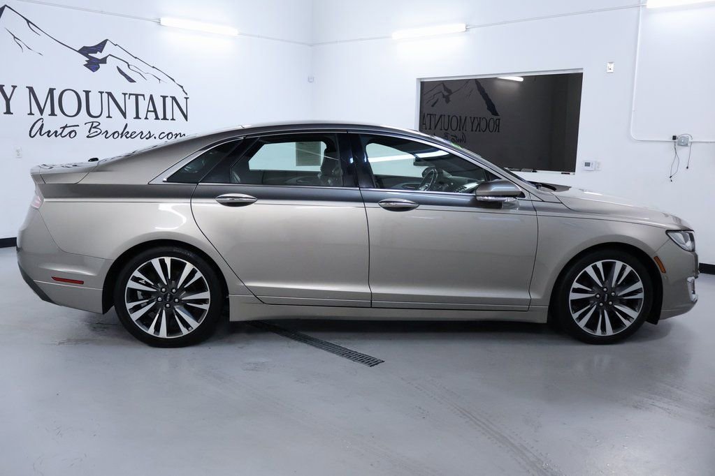 Used 2020 Lincoln MKZ Reserve w/ Elements Package image 8