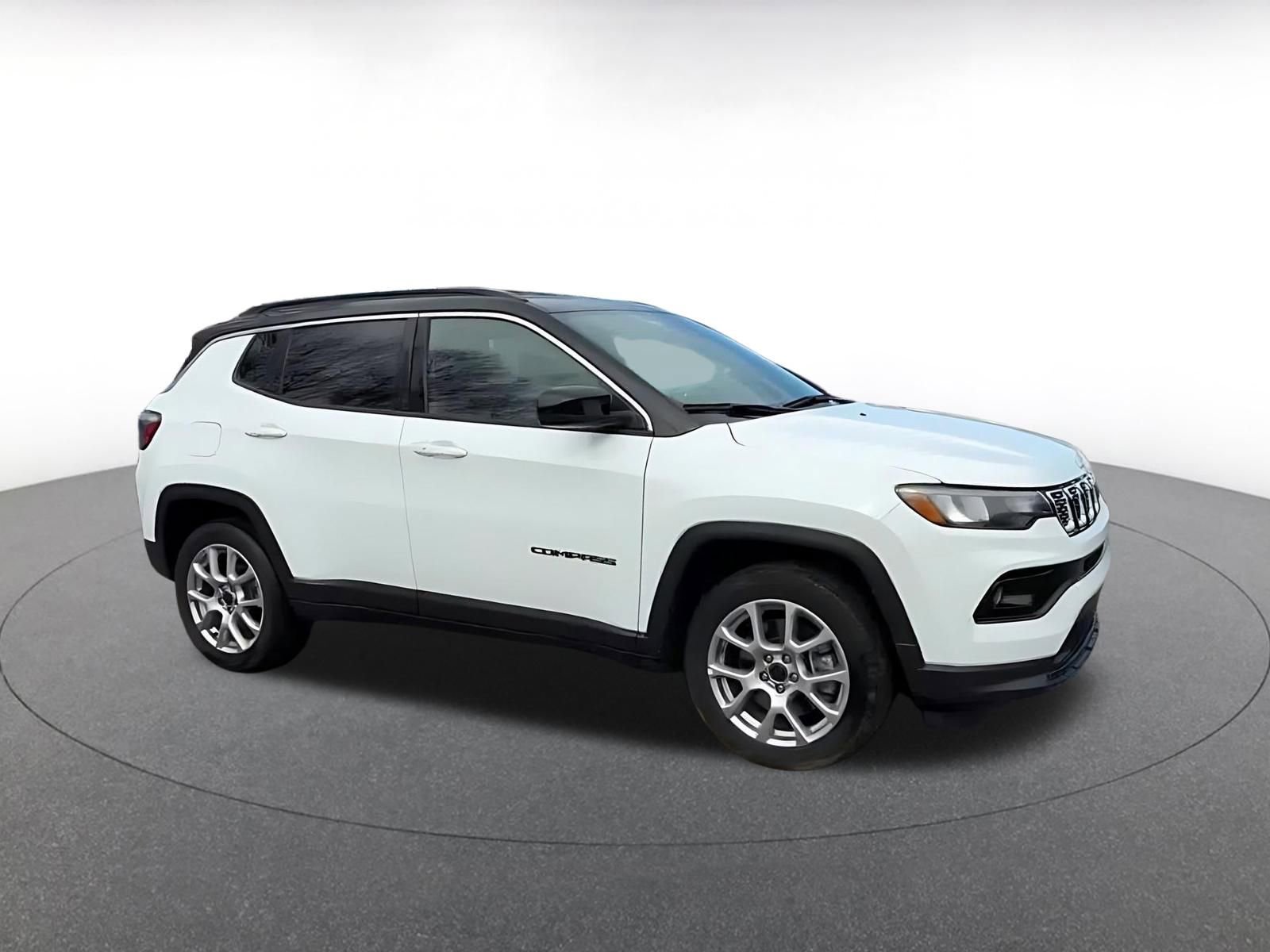 Used 2025 Jeep Compass Limited video 2