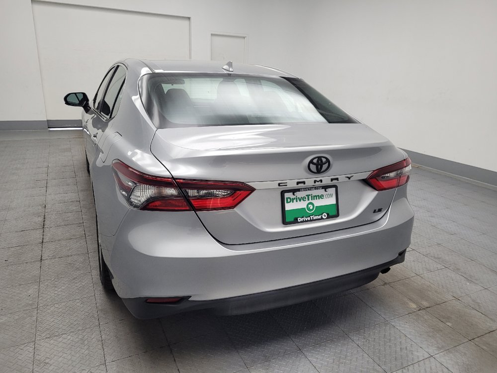 Used 2022 Toyota Camry LE FWD image 6