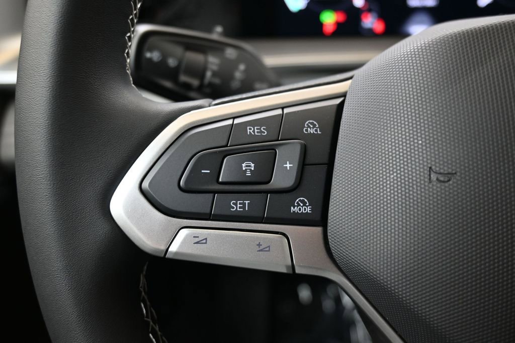 New 2026 Volkswagen Tiguan SE AWD/4WD image 27