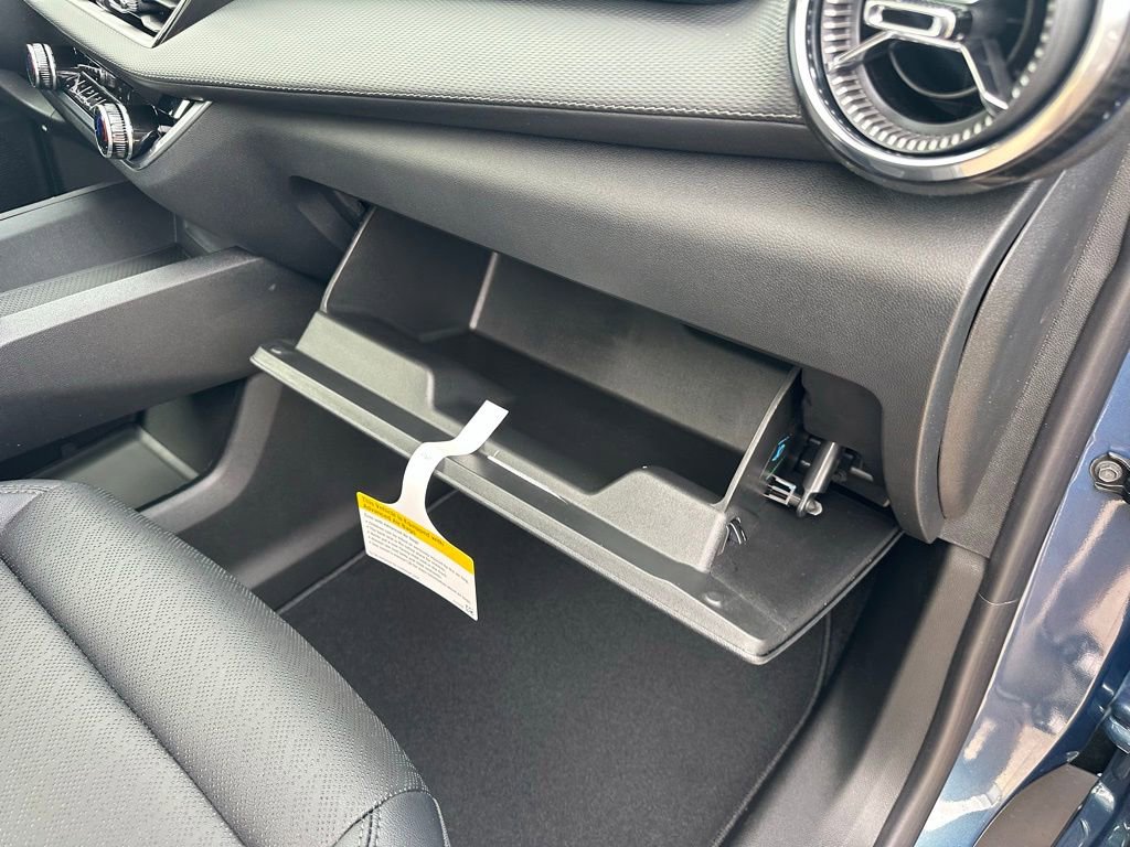 New 2026 Chevrolet Equinox LT w/ Convenience Package II image 35