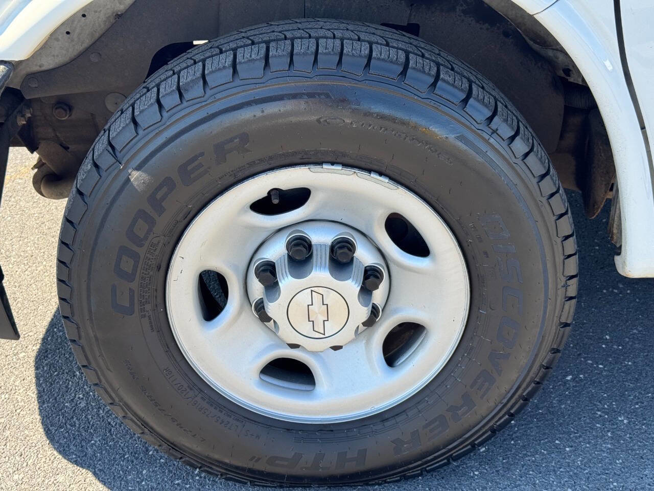 Used 2019 Chevrolet Express 2500 2500 3dr Cargo Van w/ Driver Convenience Package image 49