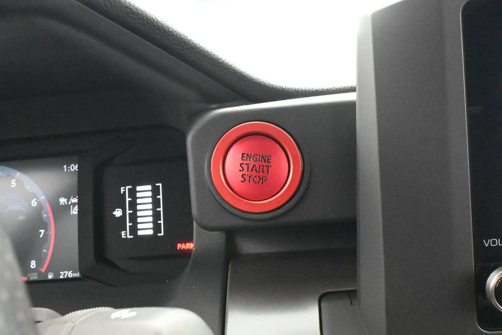 Used 2024 Toyota Tacoma SR5 w/ SR5 Upgrade Package RWD image 29